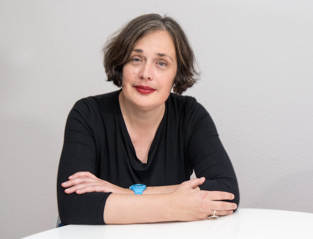 Unsere Redakteurin Petra Heinze, Foto: Rüdiger Schestag